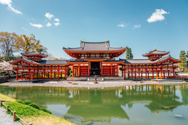 Hôtel Japon à Osaka, circuit japon eternel temples et torii au pays du soleil levant