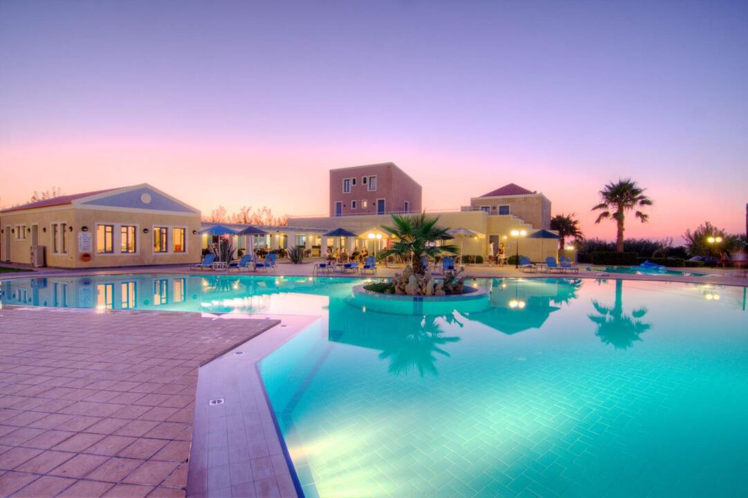 Emerald Hotel by Azul Collection 4* - 1