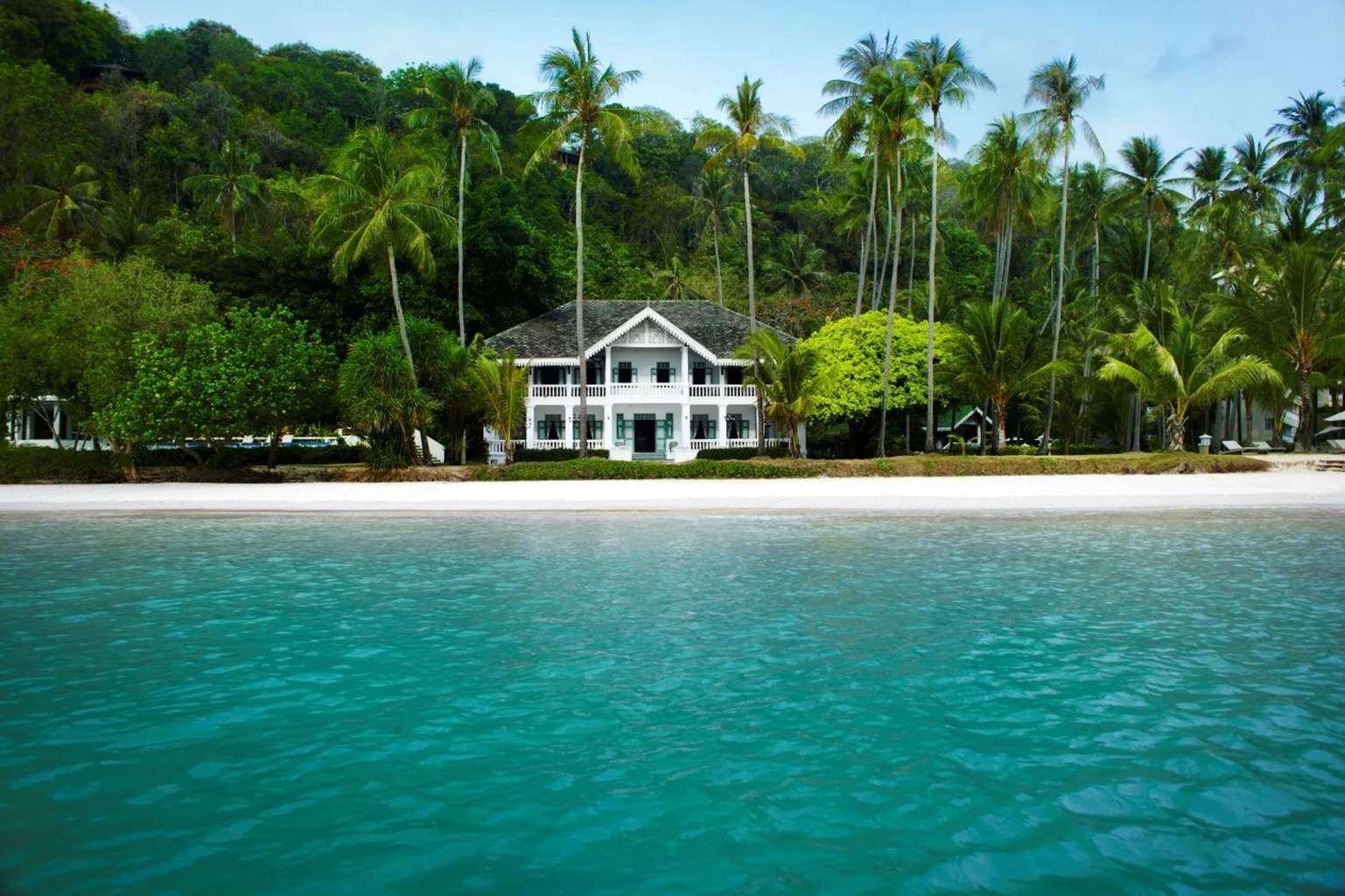 Cape Panwa Hotel Phuket 4*