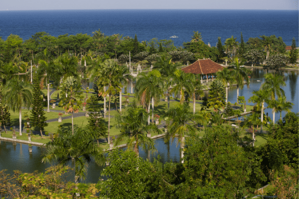 Hôtel Bali à Denpasar, circuit balade authentique du volcan ijen aux rizieres de bali