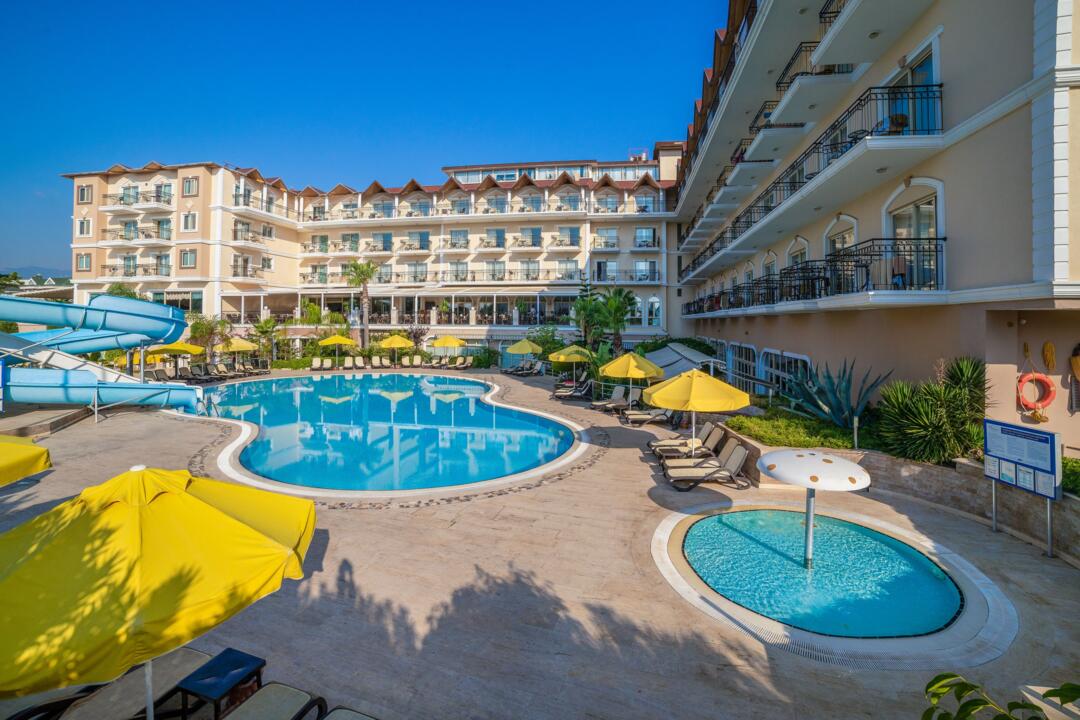 Hôtel L'Oceanica Beach Resort 5* - 2