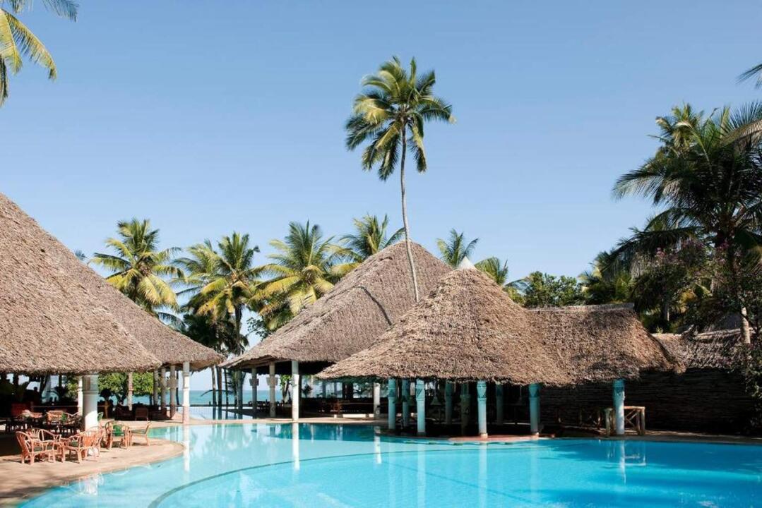 Neptune Village Beach Resort & Spa 4*