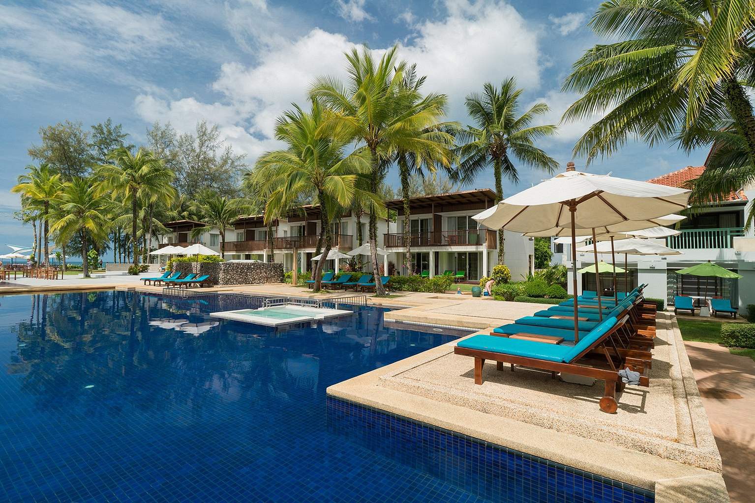 Hôtel The Briza Beach Resort 4*