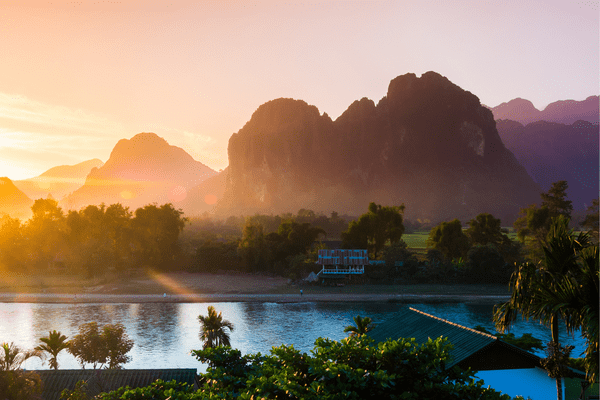 Circuit Laos, Cambodge, Vietnam, Grand Panorama dIndochine et plage à Ho Tram 5 *