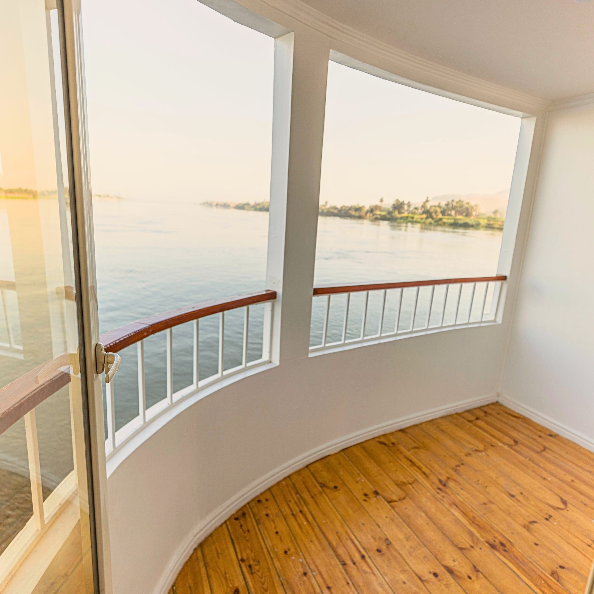 Photo Circuit ENC Travel