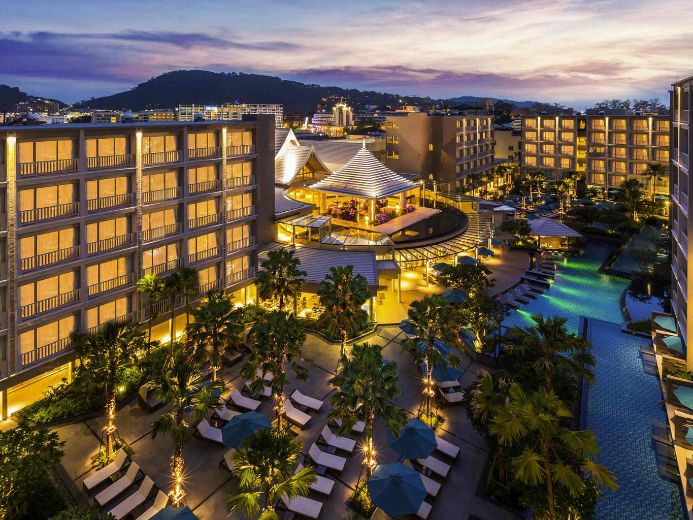 Grand Mercure Hotel Phuket Patong 5*