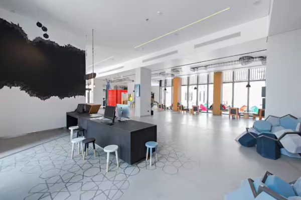 Hôtel Hampton by Hilton Al Seef 3* - 3