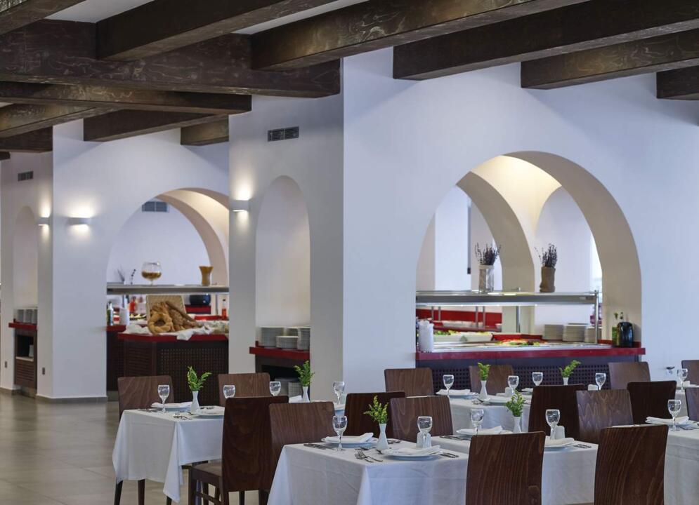 Mon French Club Atlantica Akti Zeus 4* - 5