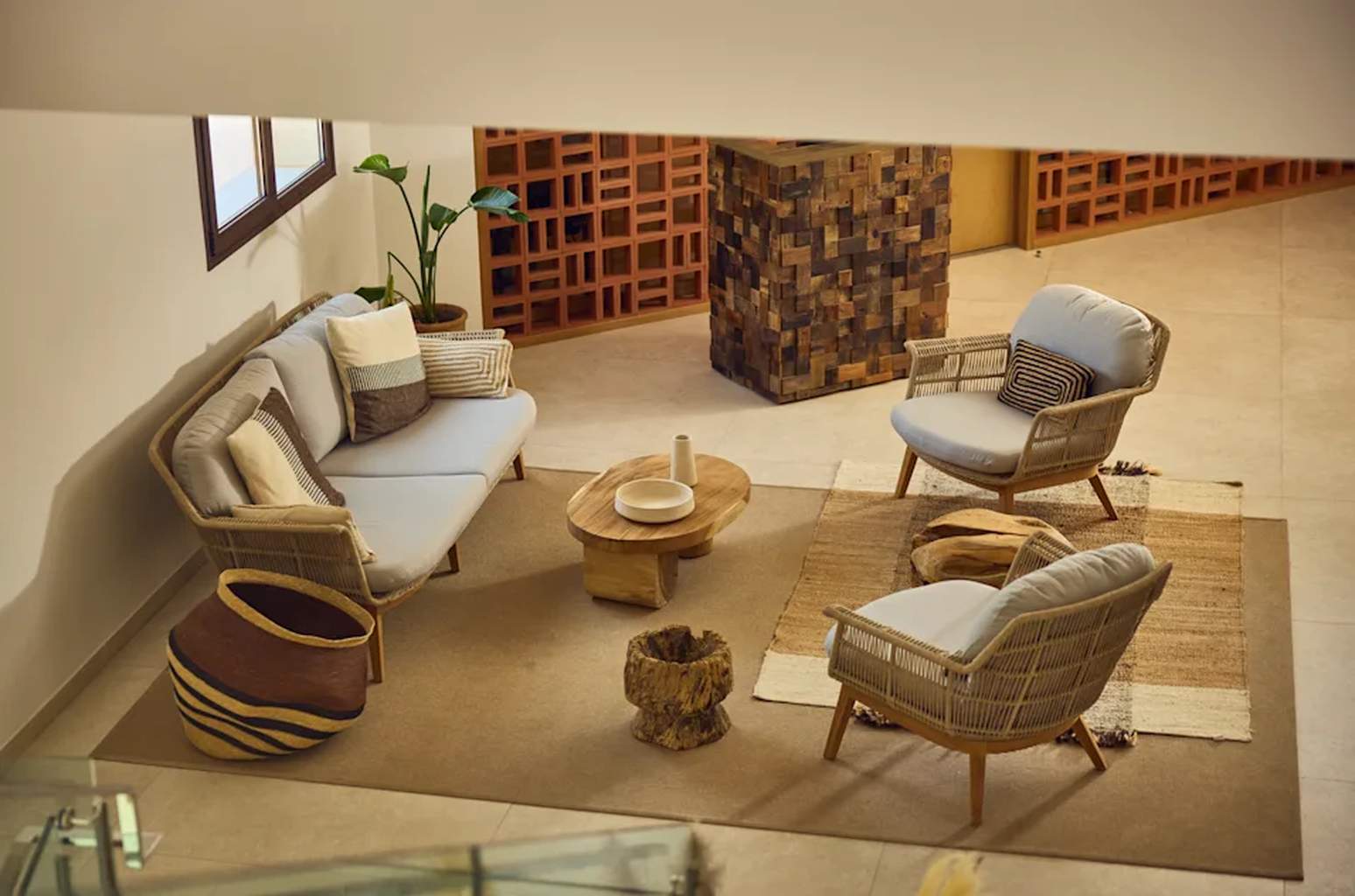 Hôtel Cala San Miguel Ibiza Resort, Curio Collection by Hilton 5* (Adult Only) - 9