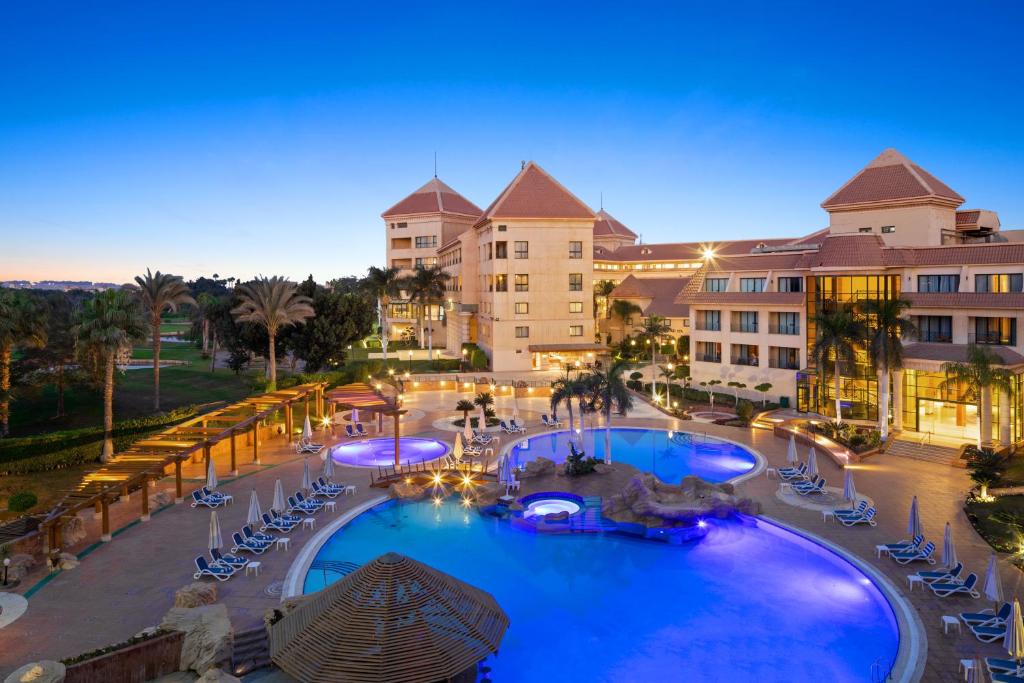 Hilton Pyramids Golf Hotel 5* Le Caire