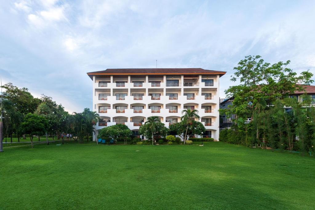 Hôtel Pinnacle Grand Jomtien Resort and Beach Club 4* - image 20