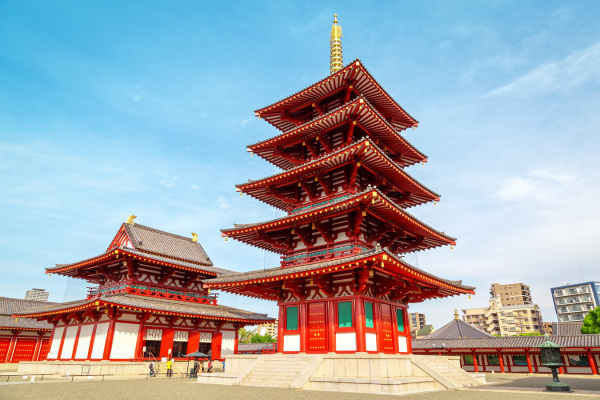 Hôtel Japon à Osaka, circuit japon eternel temples et torii au pays du soleil levant