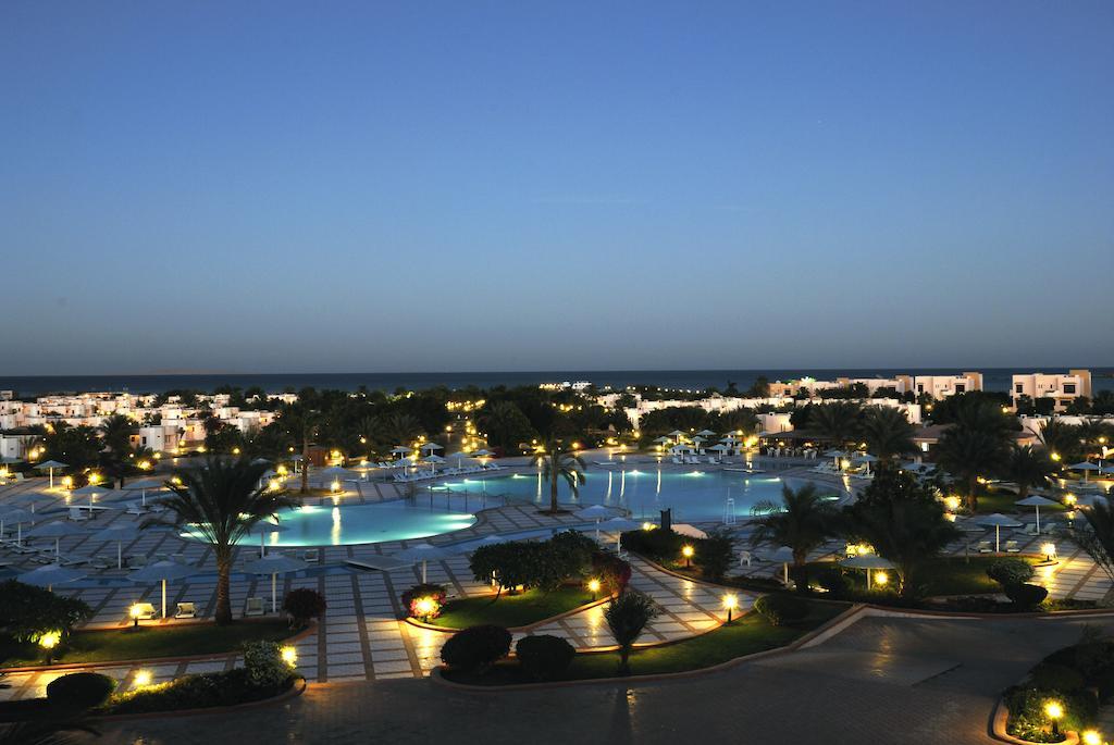 Départ demain Egypte Hurghada Hôtel Pharaoh Azur Grand Resort 4*