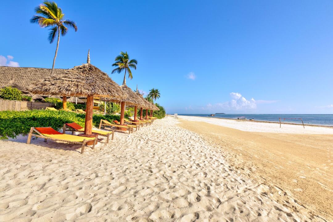 Hotel AHG Sun Bay Mlilile Beach 4* - 4