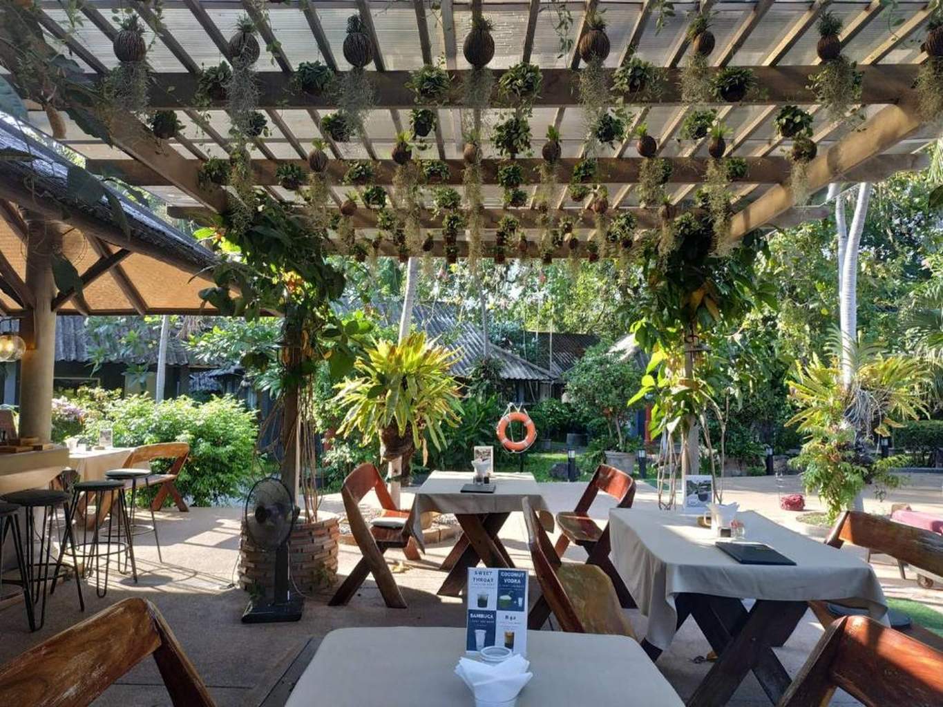 Let's Hyde Resort & Villas 4* - 5