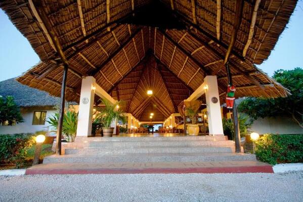 Karafuu Beach Resort and Spa 5* - 6