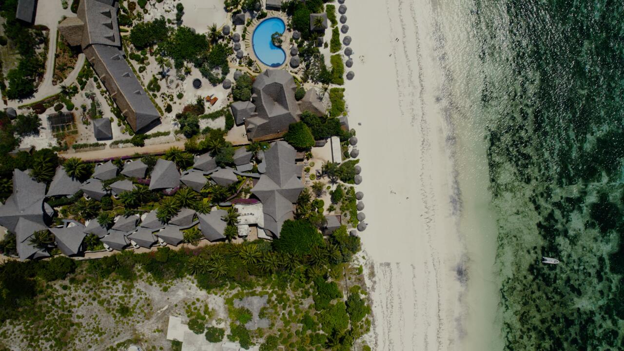 Kena Beach Hotel 4* - 5