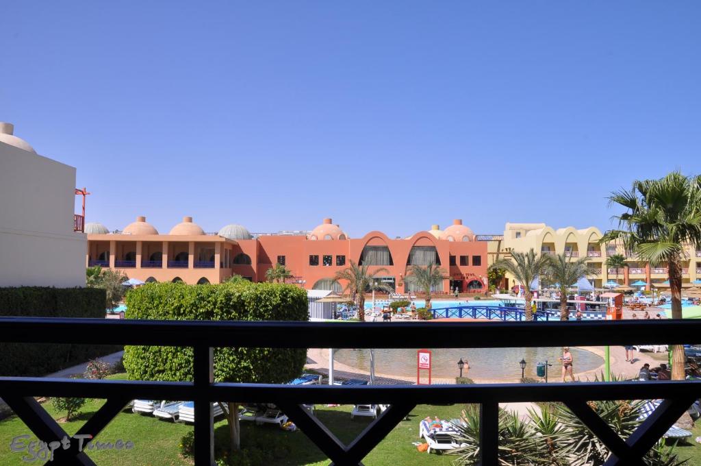 Titanic Beach 5* - 7