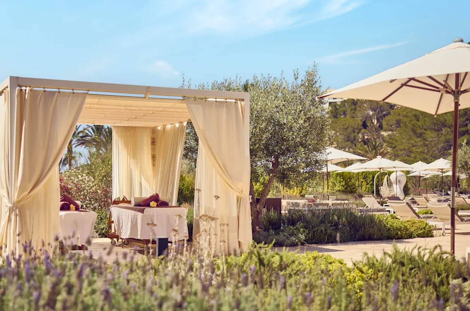 Hôtel Cala San Miguel Ibiza Resort, Curio Collection by Hilton 5* (Adult Only) - 3
