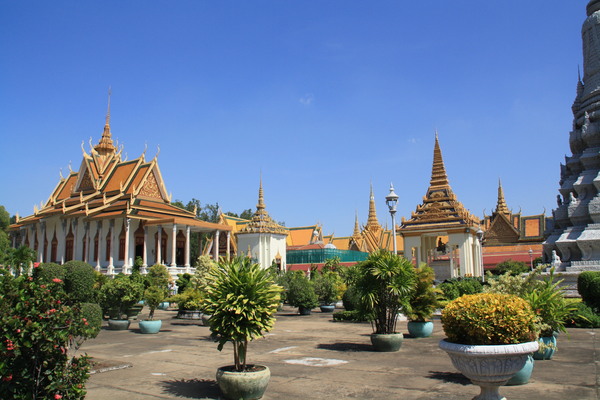 Hôtel Cambodge à Phnom Penh, circuit cambodge autrement ethique et responsable en privatif
