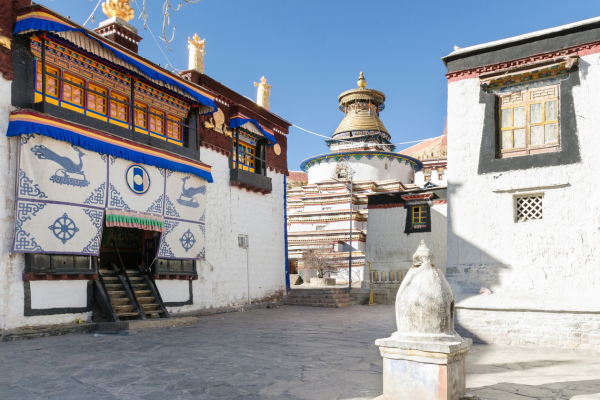 Circuit L'Âme Sacrée du Tibet en Privatif, Circuit Chine par Ôvoyages Circuit L'Âme Sacrée du Tibet en Privatif, Circuit Chine par Ôvoyages