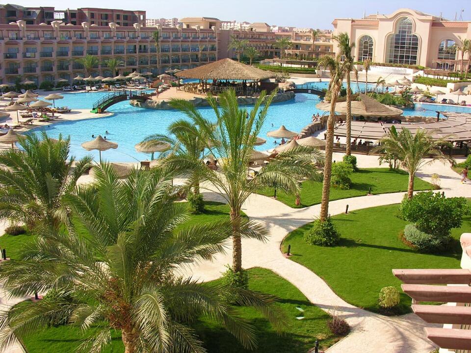 Pyramisa Beach Sahl Hasheesh 5*