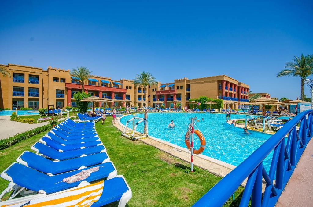Titanic Beach 5* - 6
