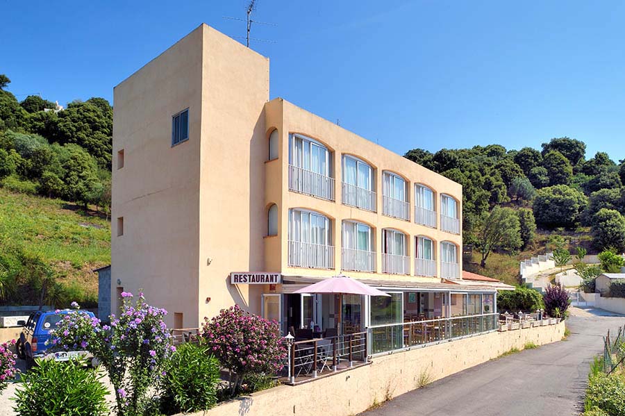 Hôtel Alata**