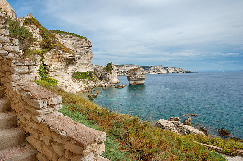 Corsica Suttana en demi-pension avec vols réguliers