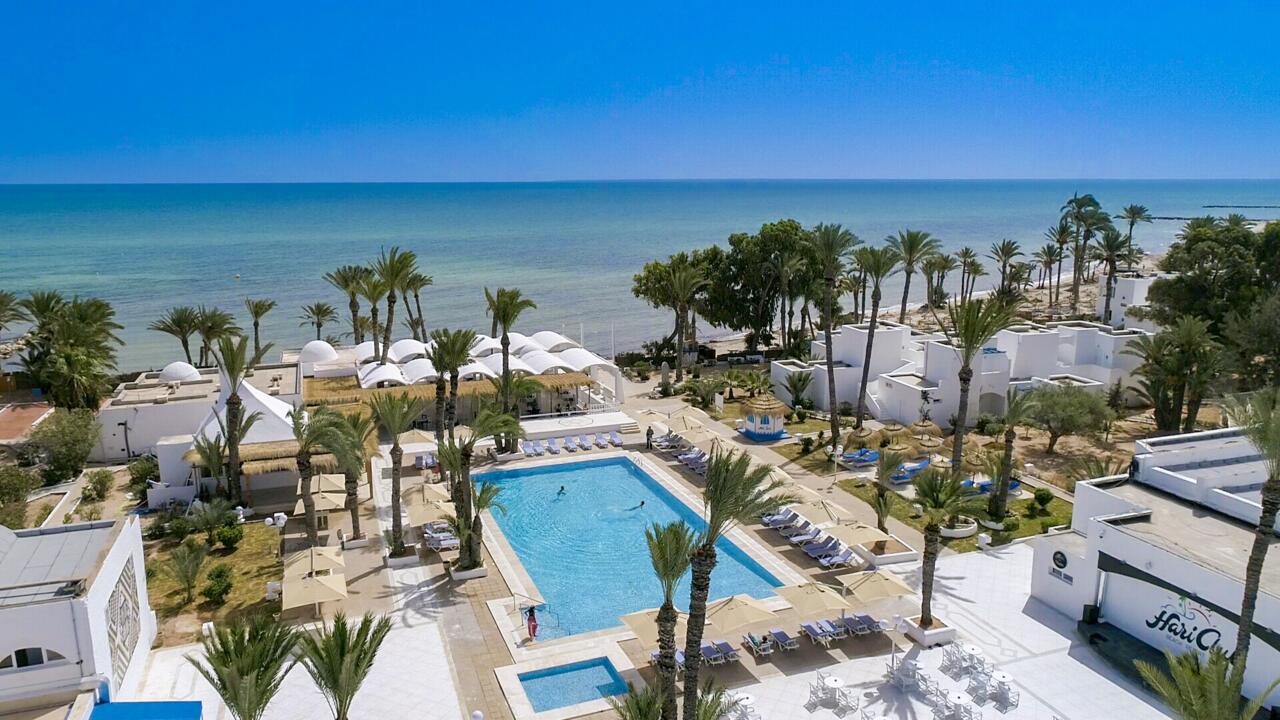 Hari Club Beach Resort 4* - 1
