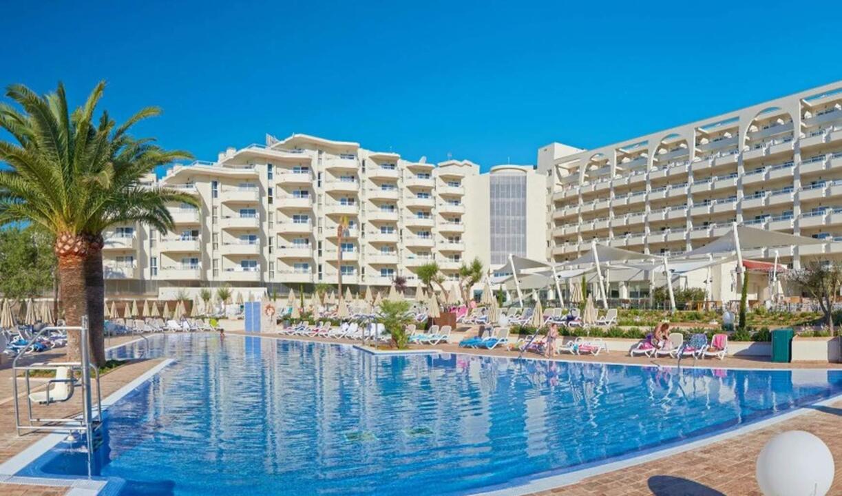 Hôtel Hipotels Coma Gran 4*