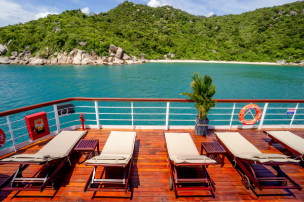 Circuit-Croisière Aventure au fil du Mékong : de Saigon à Siem Reap, Circuit Vietnam par Ôvoyages Circuit-Croisière Aventure au fil du Mékong : de Saigon à Siem Reap, Circuit Vietnam par Ôvoyages