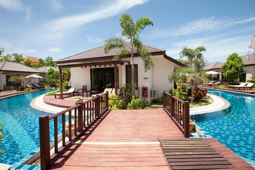 Hôtel Pinnacle Grand Jomtien Resort and Beach Club 4* - image 21