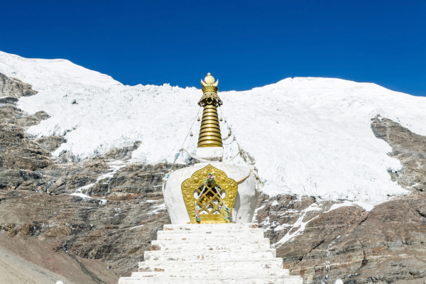 Circuit L'Âme Sacrée du Tibet en Privatif, Circuit Chine par Ôvoyages Circuit L'Âme Sacrée du Tibet en Privatif, Circuit Chine par Ôvoyages