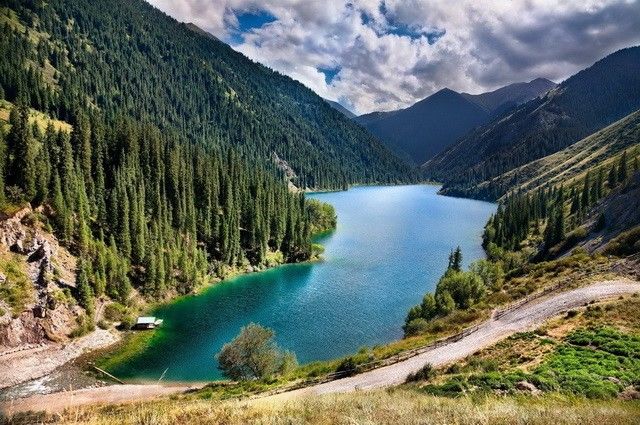Kazakhstan - NOMAD'S LAND